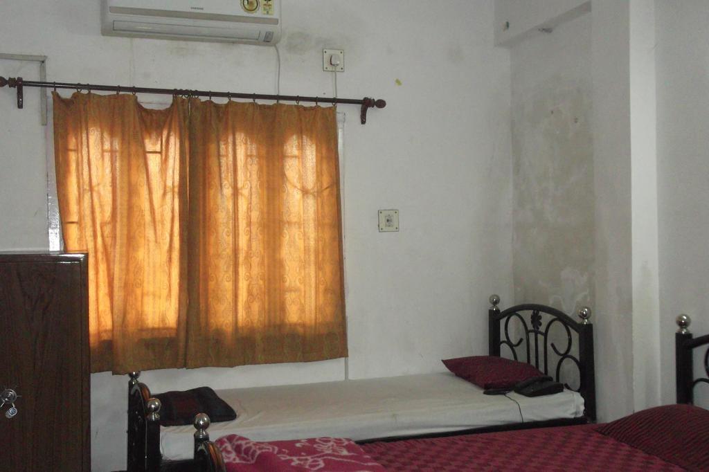 Megacity Inn Kolkata Rom bilde