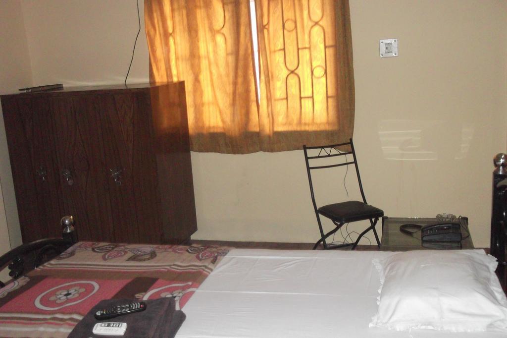 Megacity Inn Kolkata Rom bilde